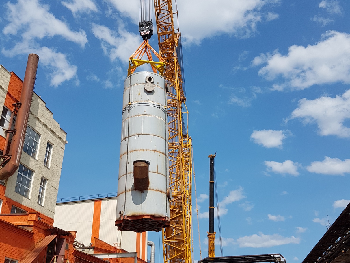 Подъем сушильной башни весом 200т.