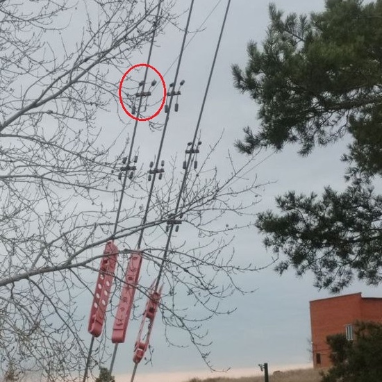 Оттяжка удержания мачт вышек линий связи